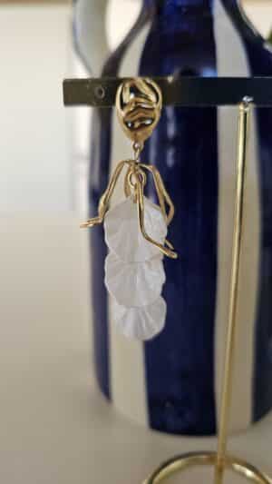 Boucles d’Oreilles fleur blanche