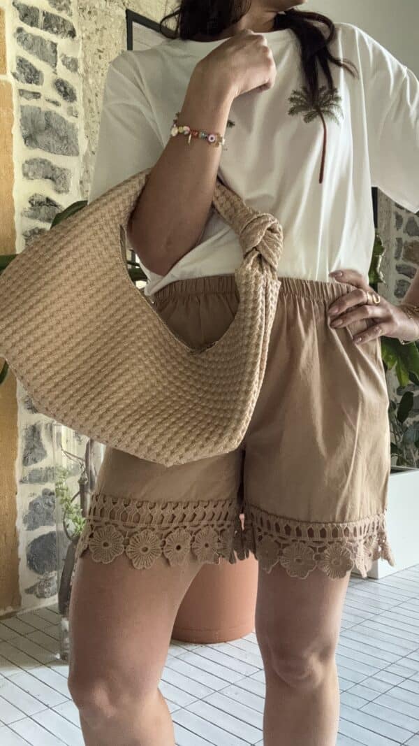 Short Solane
