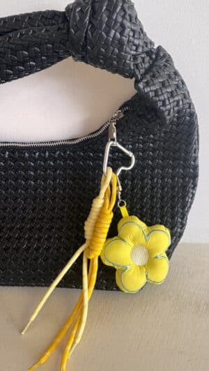 Flower jaune