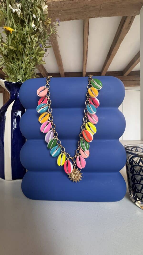 Collier coquillage multicolore
