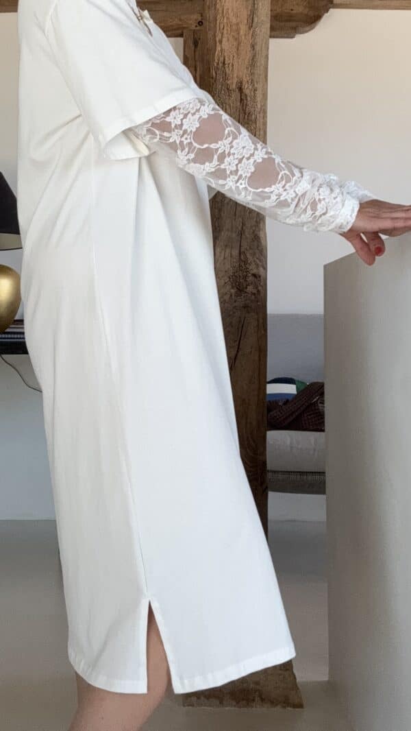 Robe dentelle Alexandra – Image 4
