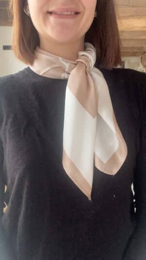 Carré de soie Samina