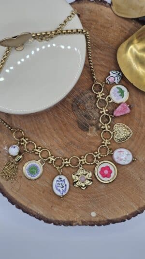 Collier Jula