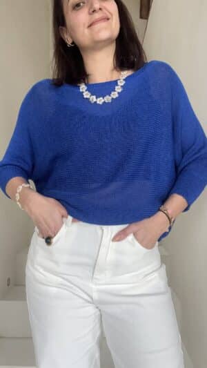 Pull noeud bleu electrique
