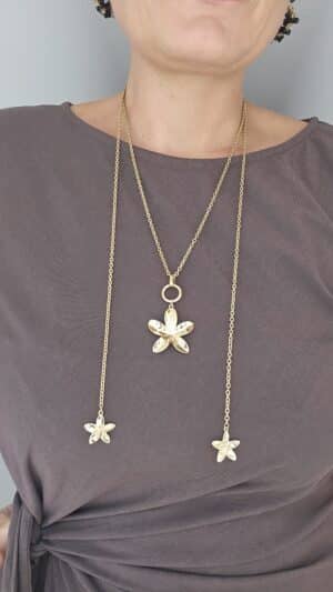 Collier M fleur